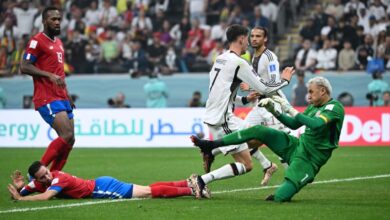 Costa Rica’s goalkeeper #01 Keylor Navas (R) saves a goal past Germany’s midfielder #07 Kai Havertz during the Qatar 2022 World Cup Group E football match against Germany (Photo: AFP)